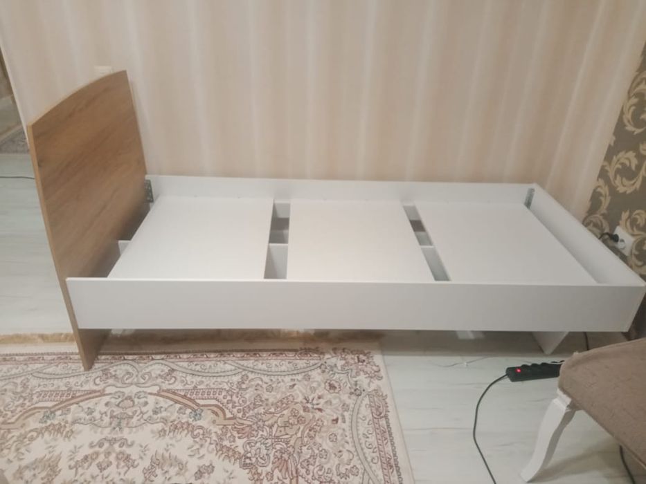 Кровать односпальная