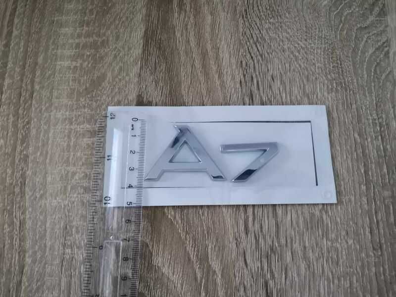 сребриста емблема Audi A7