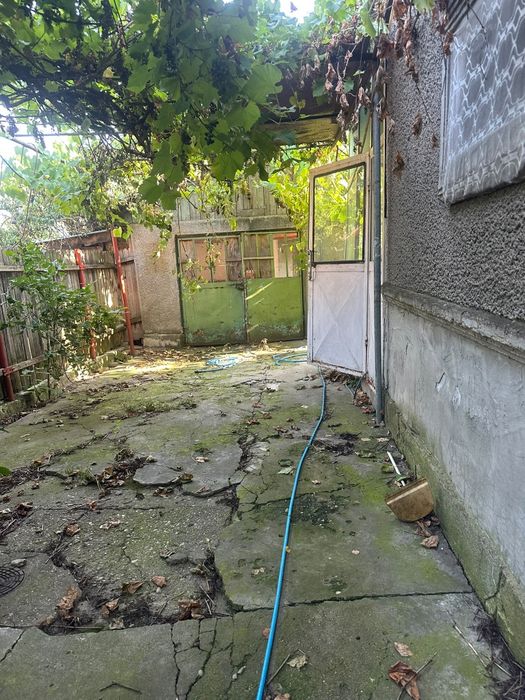 Casa cu etaj langa București