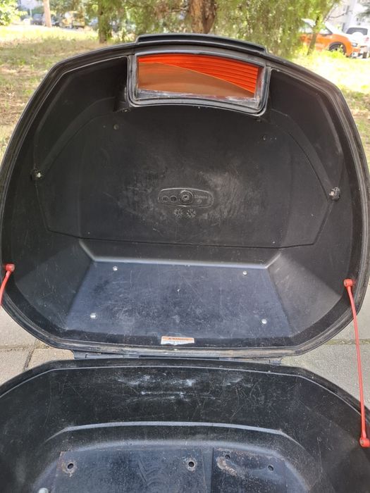 Модуларна каска - нова и куфар за мотор