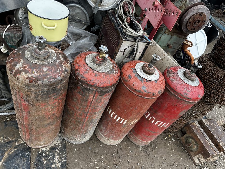 Продам газовые и кислородные балоны