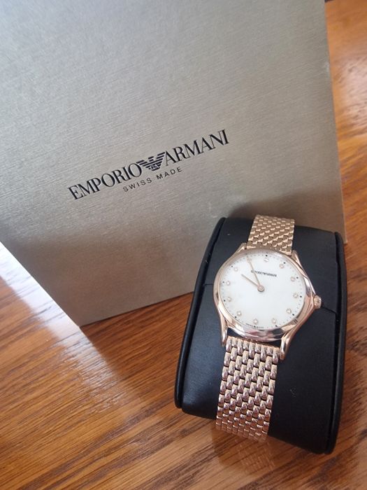 Vând ceas armani nou
