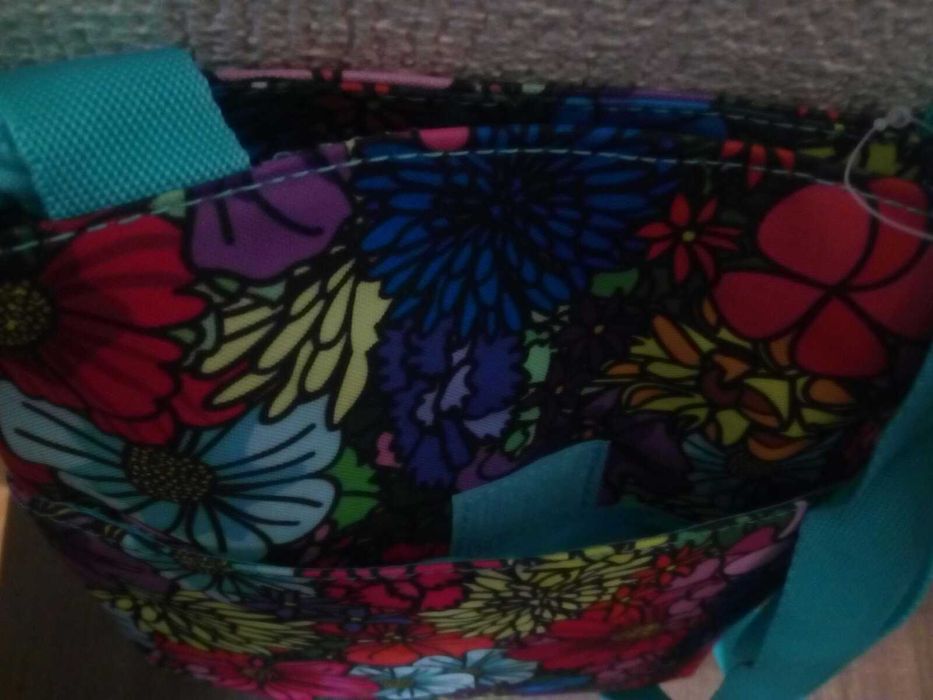 Нови детски  чантички Hablando Sola и Дънкова с дълга дръжка.