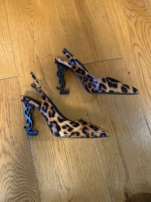 Pantofi cu toc YSL