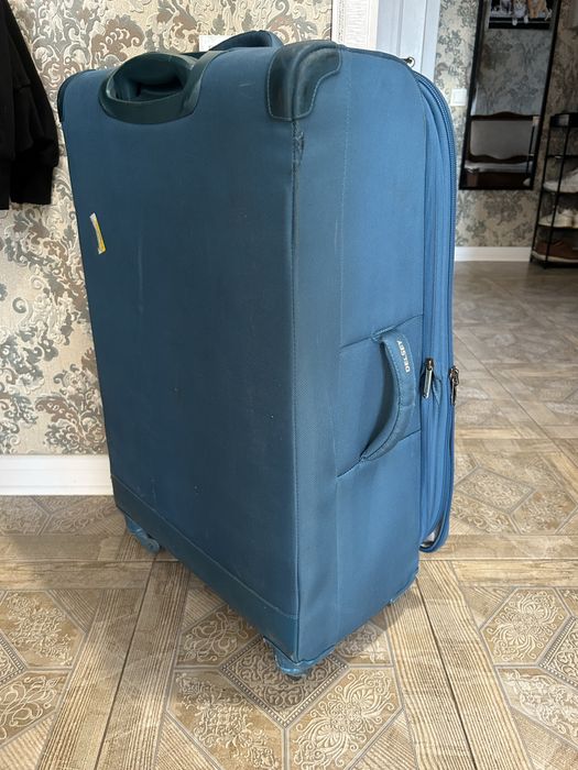 Чемодан на колесах