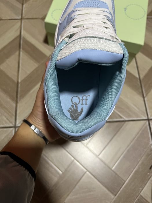 Off White Out Off Office