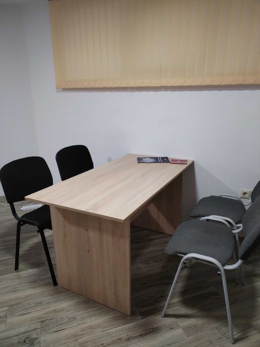 Маса и Столове - Офис оборудване