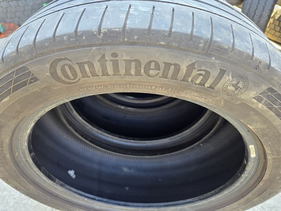 Anvelope de vara 235-50r18 Continental