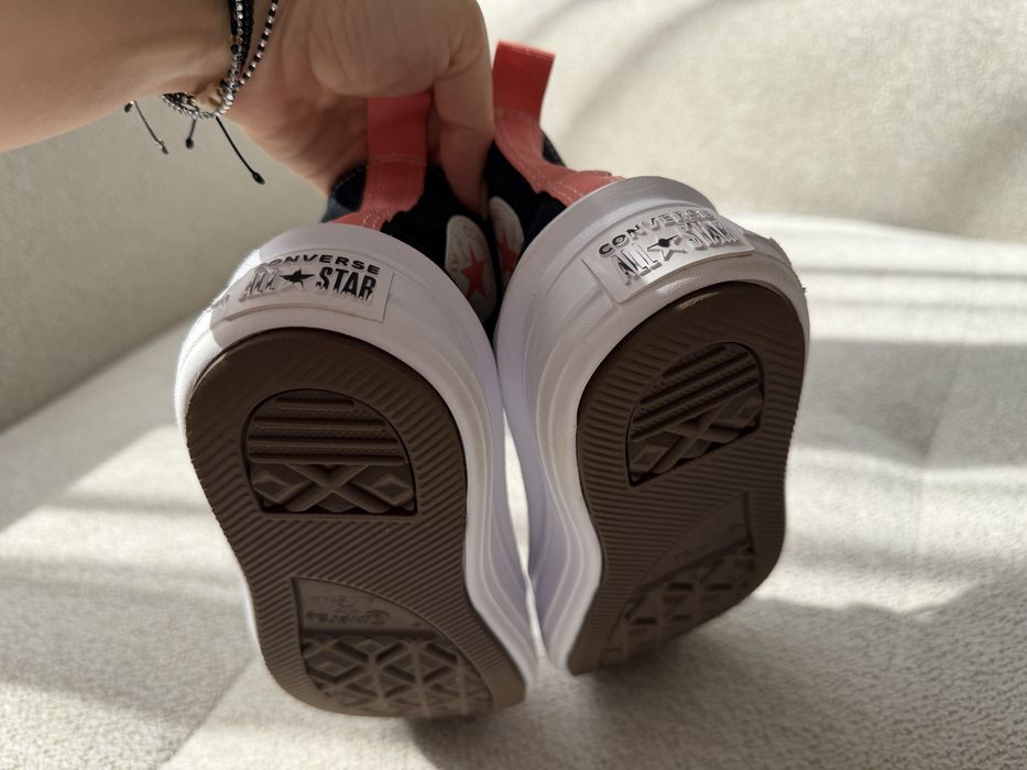 Bascheti Converse