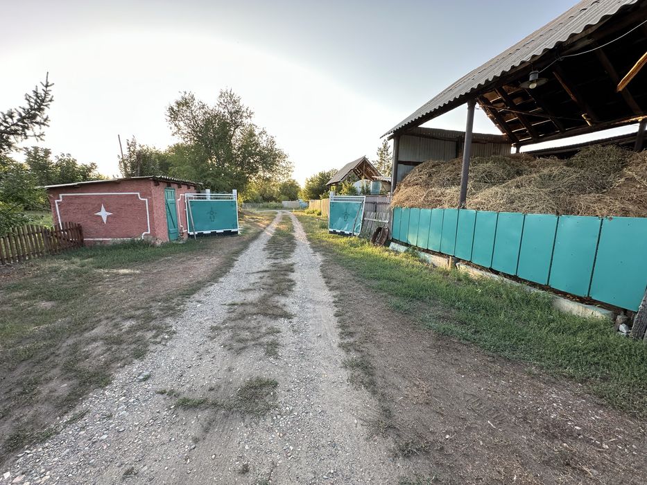 Продам большой просторный дом.