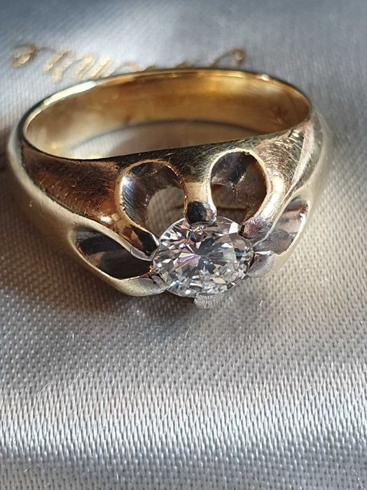 Colectie personala Gypsy aur masiv cu diamant natural FLAWLESS 0,85CT