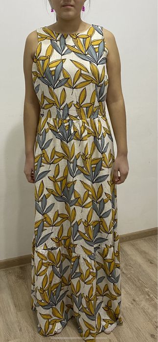 Платье очень красивое