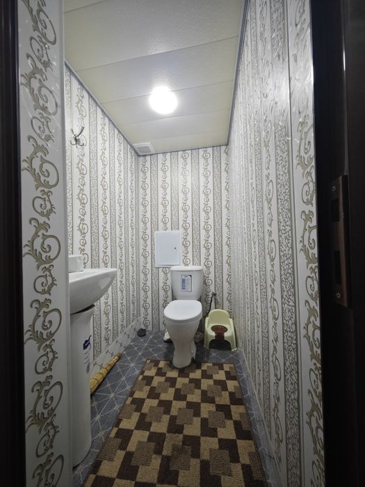 Срочно продаётся 2 комнатная квартира на 5 этаже 5 этажного дома