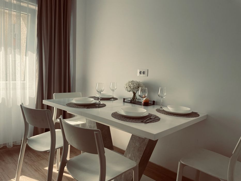 Inchiriez apartament in regim hotelier in zona centrala