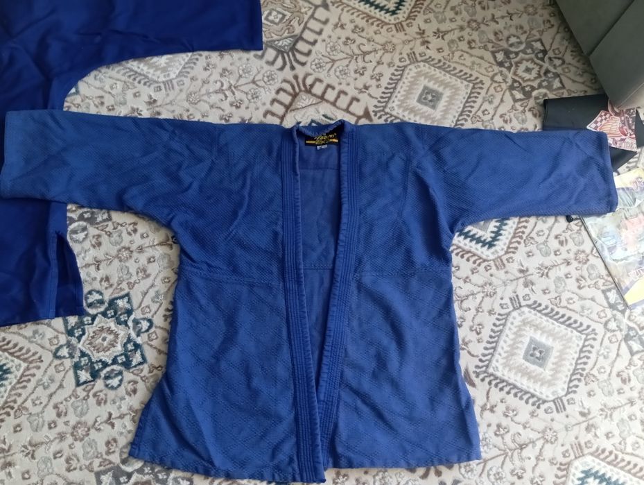 Кимано для дзюдо .Продаётся