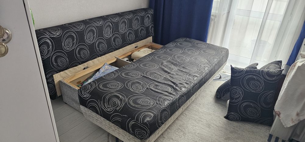 Продам диван (тахта)