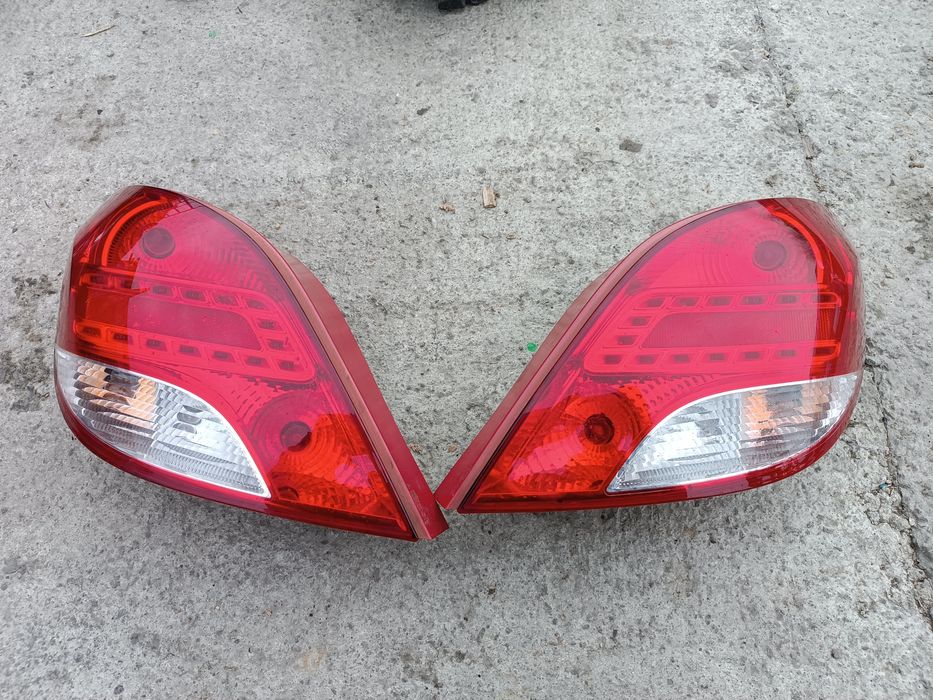 Lampa Stop Stânga Dreapta Peugeot 207 Led
