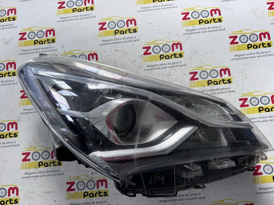 Far dreapta lupa si led Toyota Yaris facelift 2017-2019