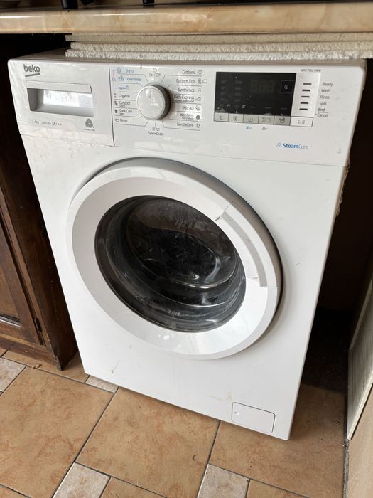 Masina de spalat Beko 7kg WRE7512 Steam Cure, spala doar la 20 grade!