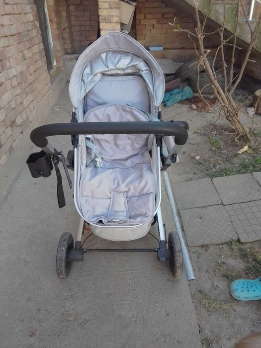 детска количка за малки деца и бебета марка moni