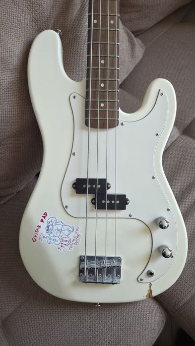 Бас гитара Deviser