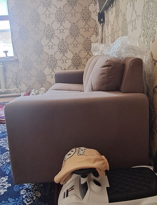 Продам диван новый