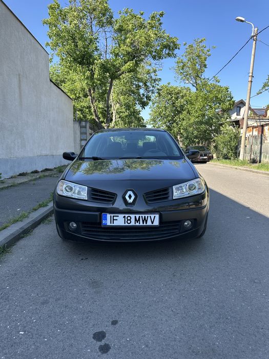 *Renault Megane*