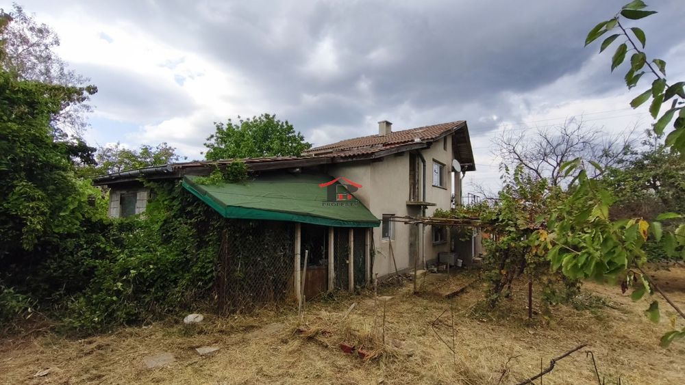 Къща в Варна, област-с.Яребична площ 80 цена 125000