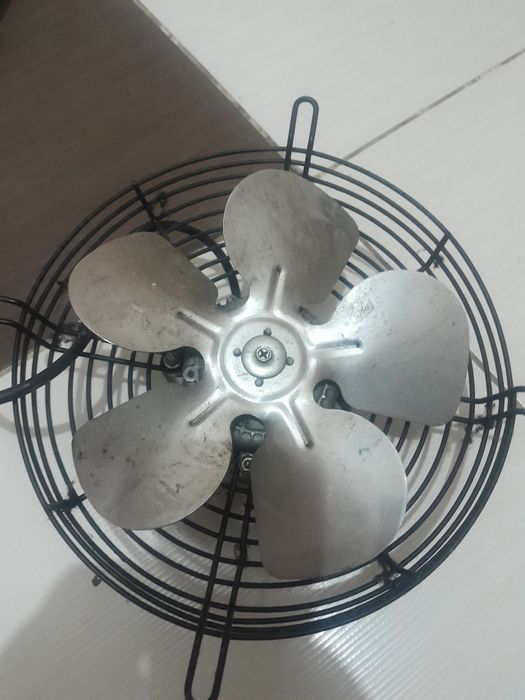 Мотор холодильника 5000 т.