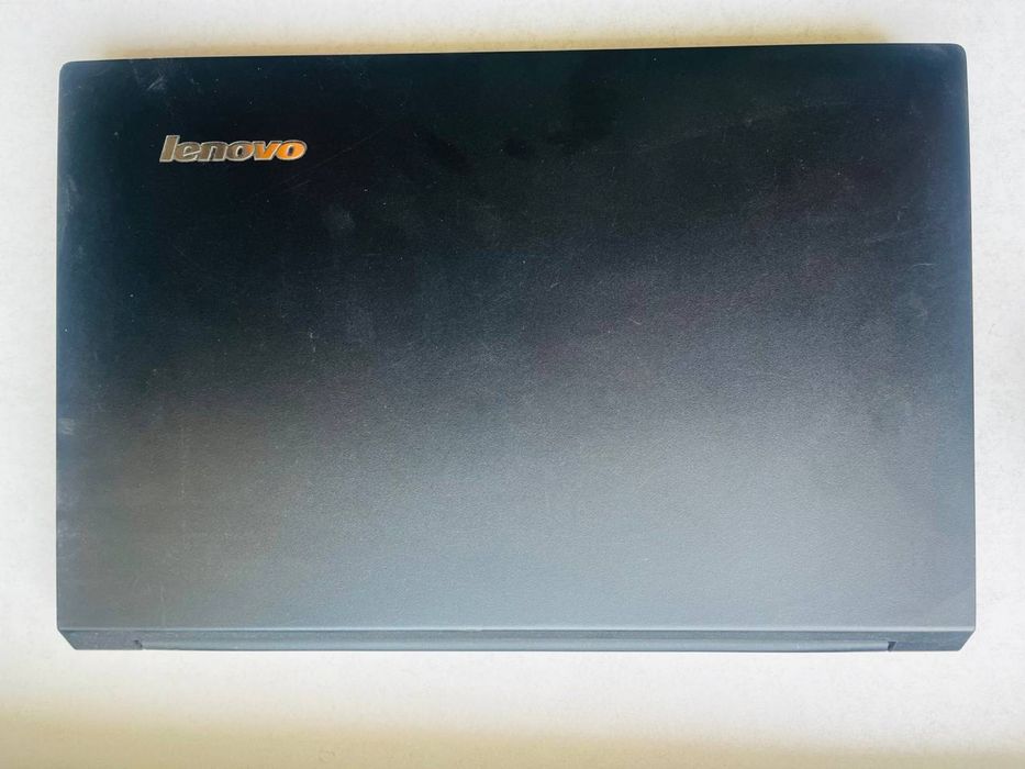 Nootbuk garatiyasi bor