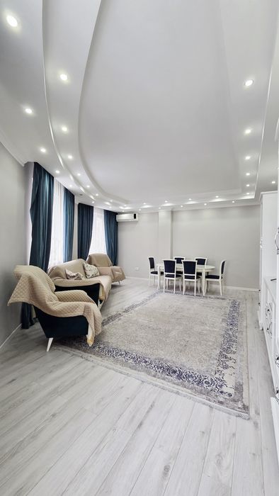 Медеуский р-н 4ком квартира у парка