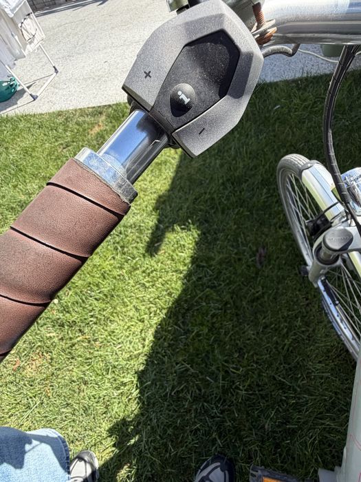 Bicicleta Electrica CUBE