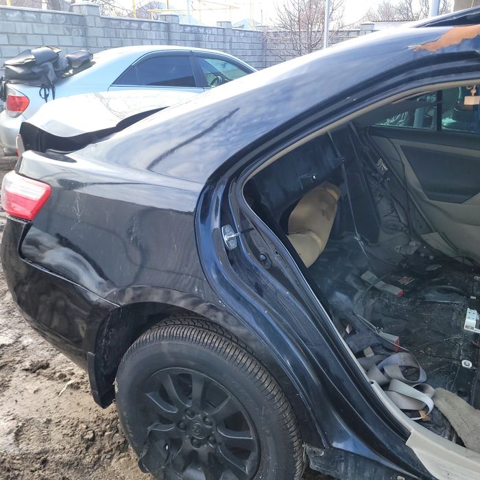 По запчастям камри 40
