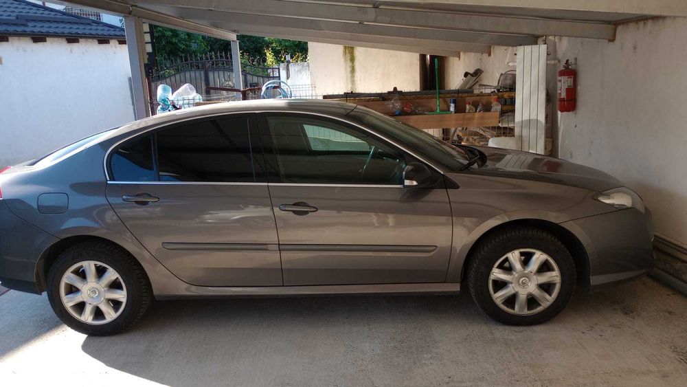 Vând Renault laguna 3