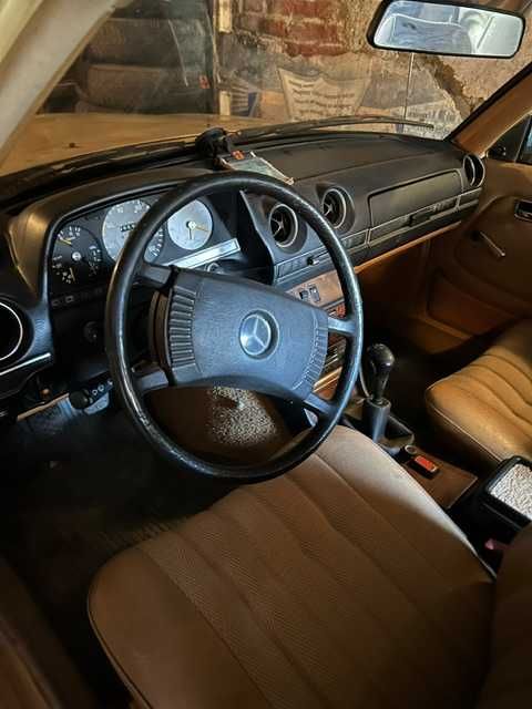 MERCEDES-BENZ E-Class 1977 — imagine 5