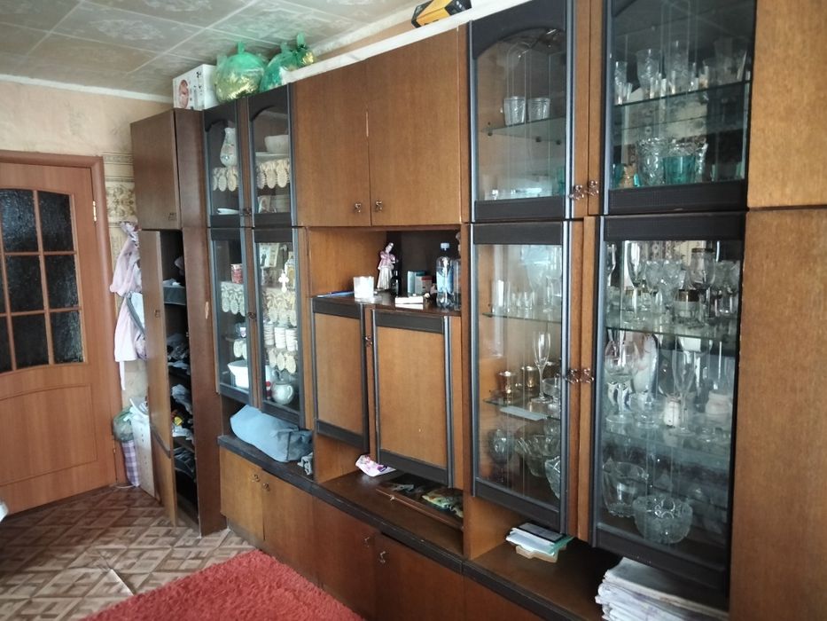 Продам стенку в гостиную