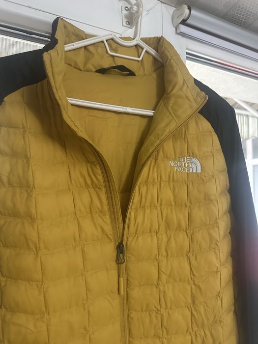 Geaca the North Face thermoball primavara barbati