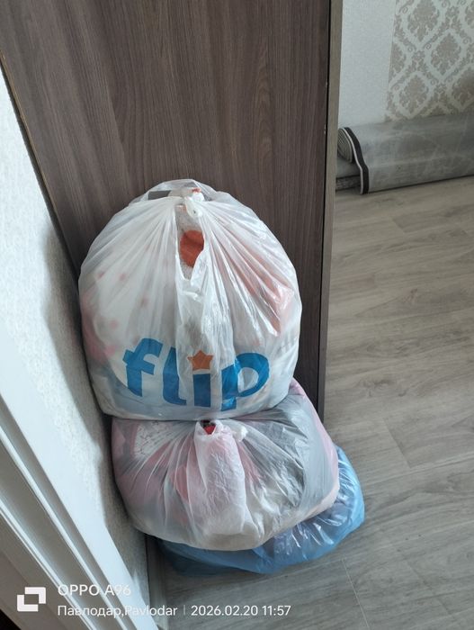 Отдам даром вещи на девочки с 1 года до 10 лет