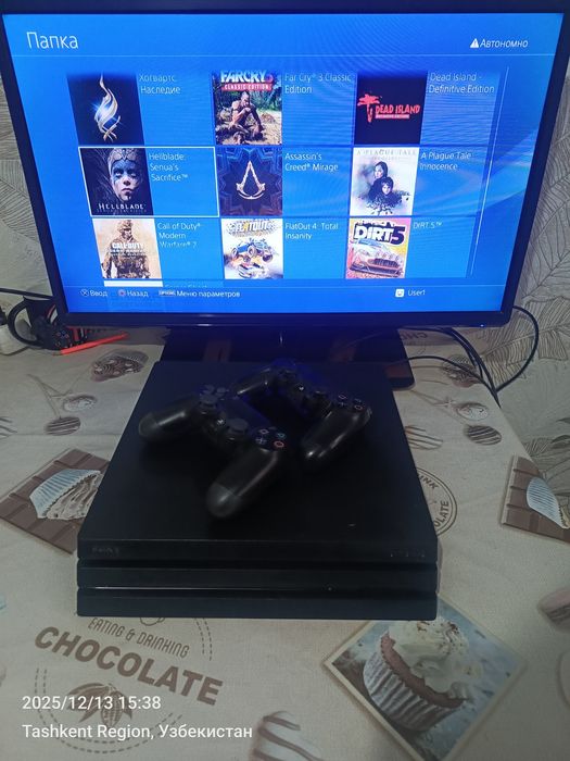 Ps4 pro 1tb 4k UHD goldhen proshivka qilingan 57 ta oʻyini bor