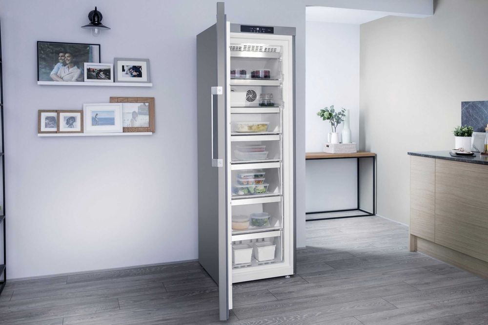 Фризер свободностоящ BAUKNECHT GKN 19G4S IN 2