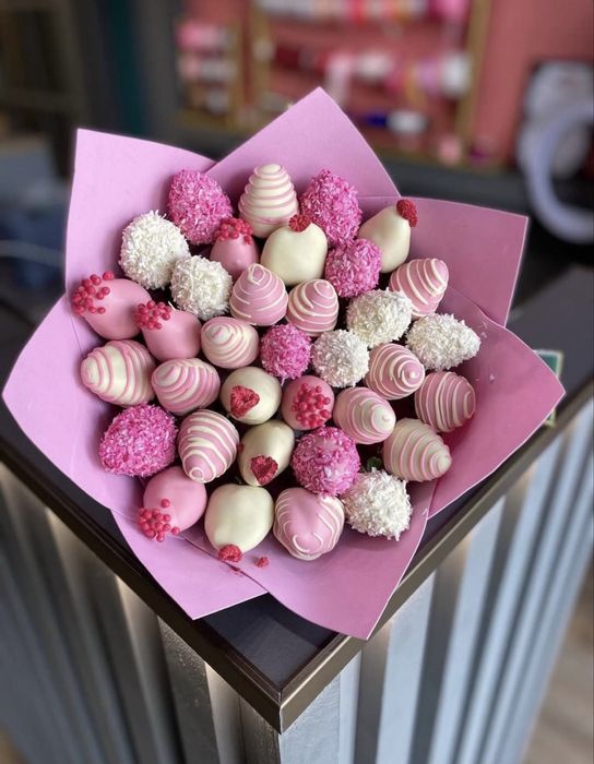 Клубника в шоколаде/ клубника букет