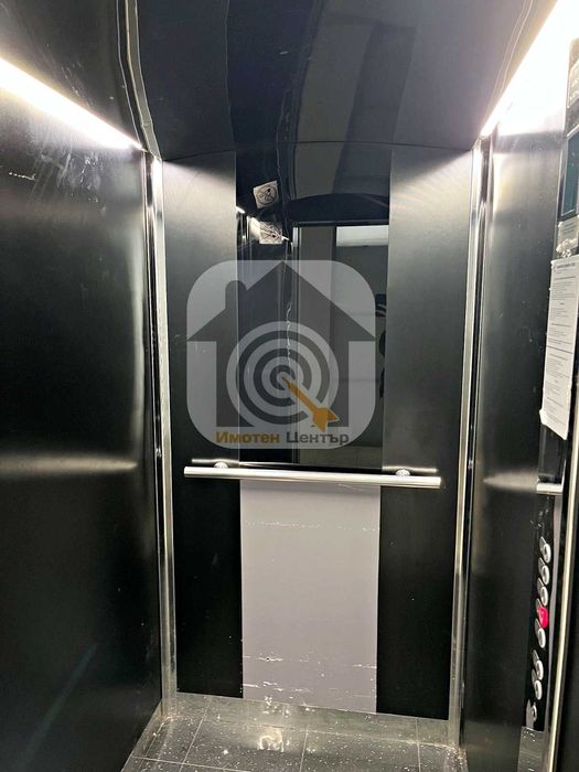 Продава се Офис в София, Младост 1 - 12 кв.м за 2292 €/кв.м - Снимка #6