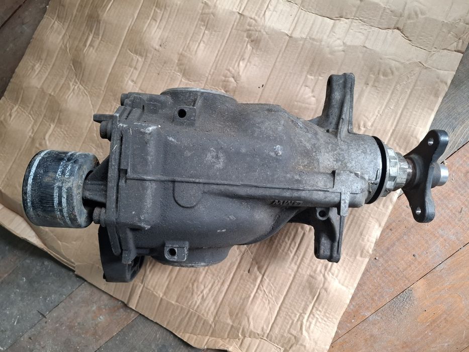 Заден диференциал BMW f10 520d xdrive 2016 3.08