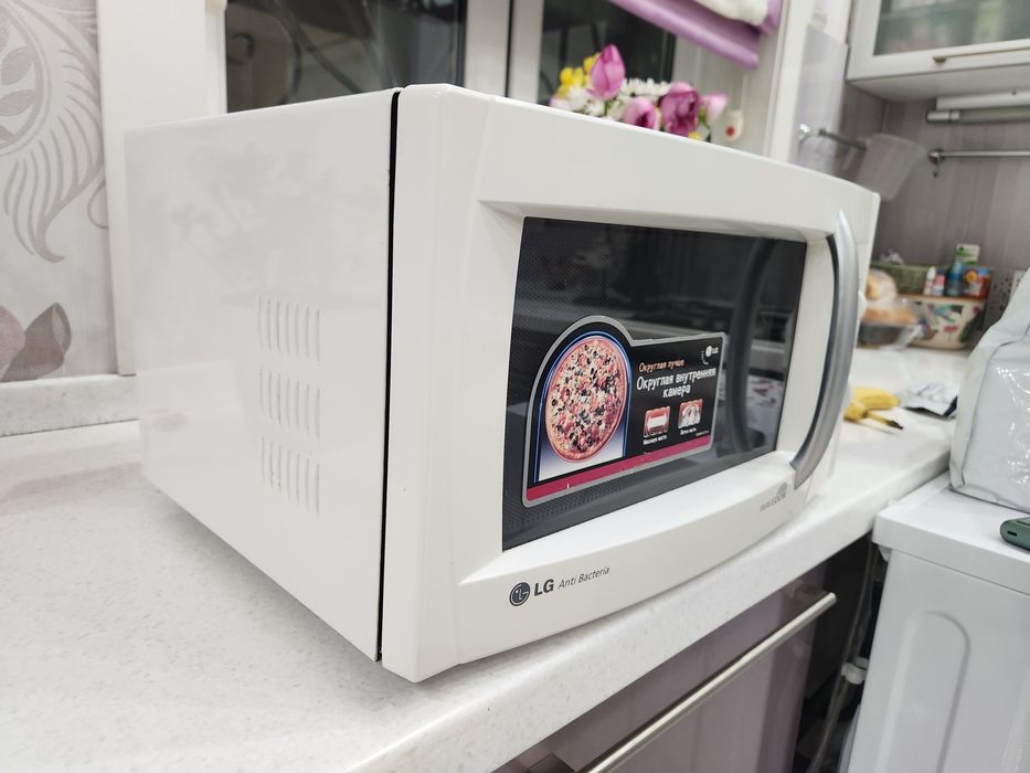 Продаётся микроволновка