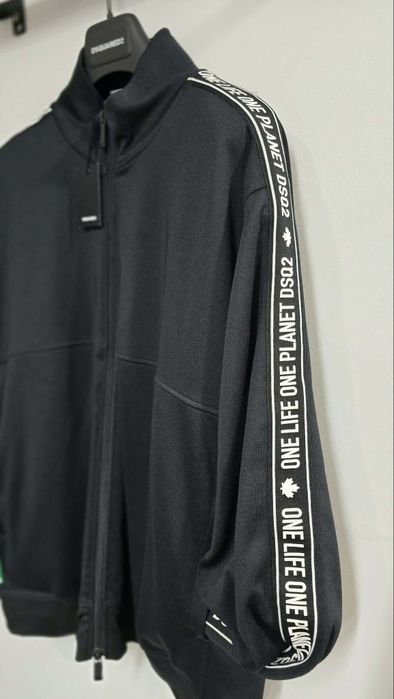 Суичър Dsquared2