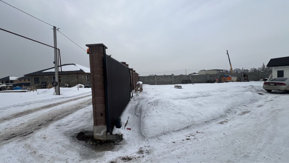 Продам участок с хоз постройкой