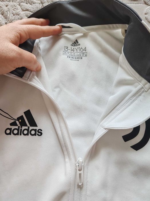 Спортен футболен екип на Adidas за 13-14год