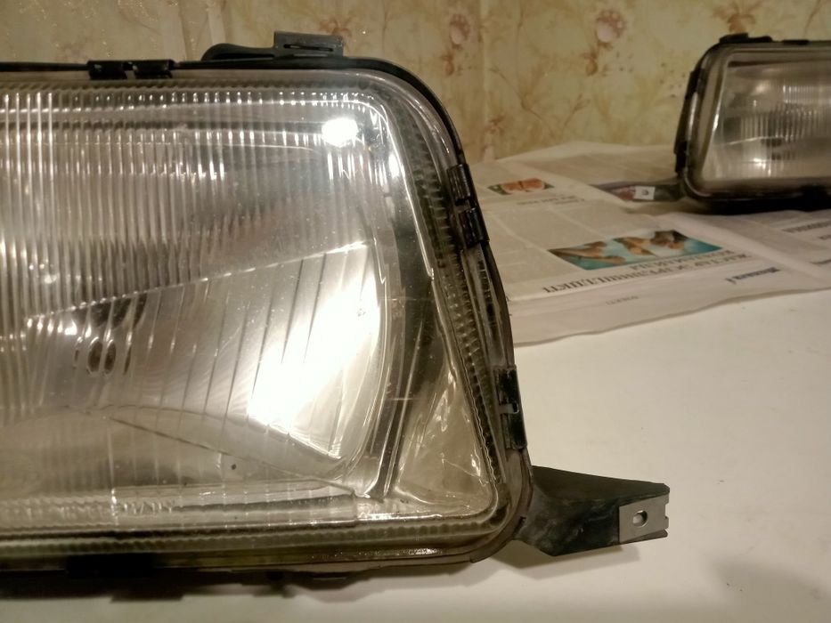 Фары от Ауди 80 Б4 оригинальные
