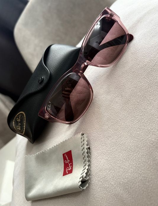 Слънчеви очила Ray-Ban RB4388 6648G8