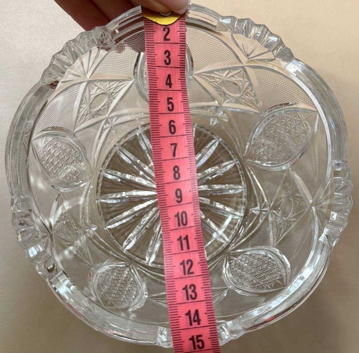 Хрустальная ваза